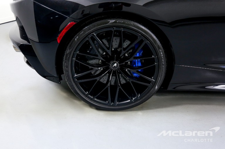 New-2022-McLaren-GT