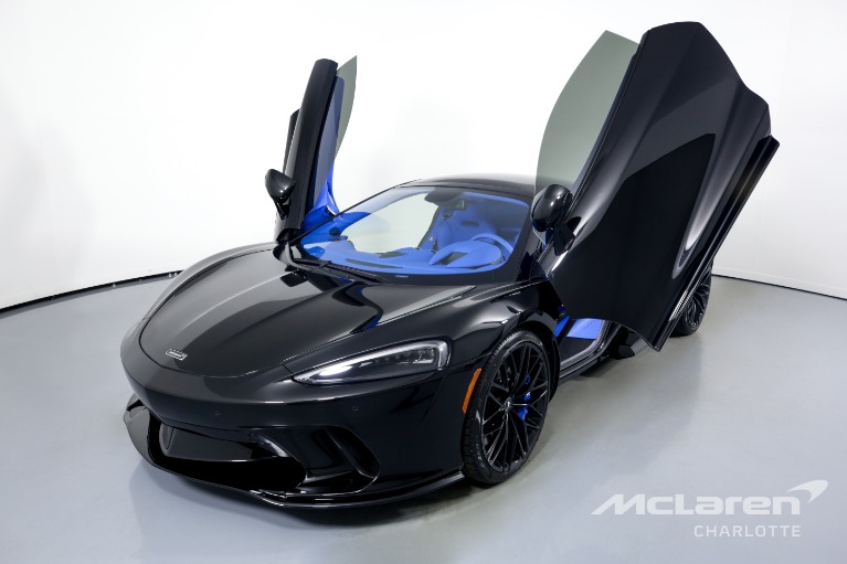 New-2022-McLaren-GT