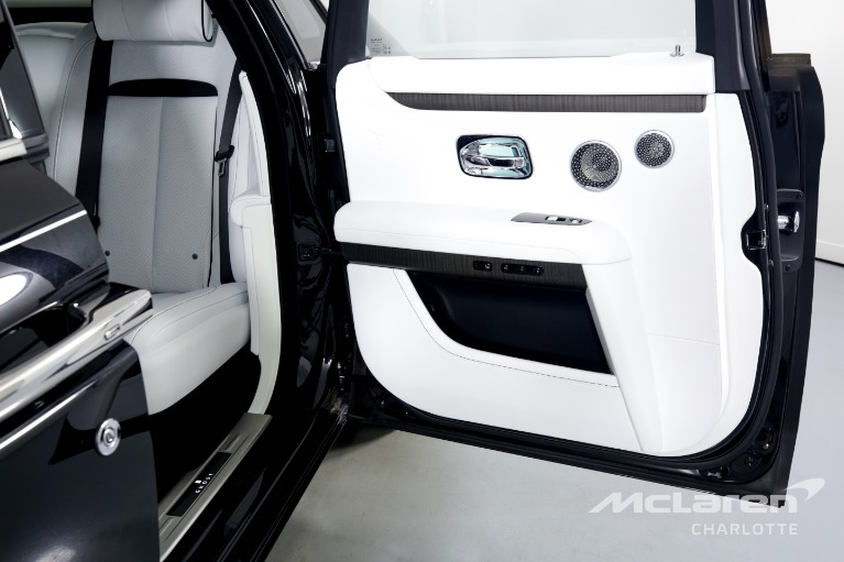 Used-2022-Rolls-Royce-Ghost