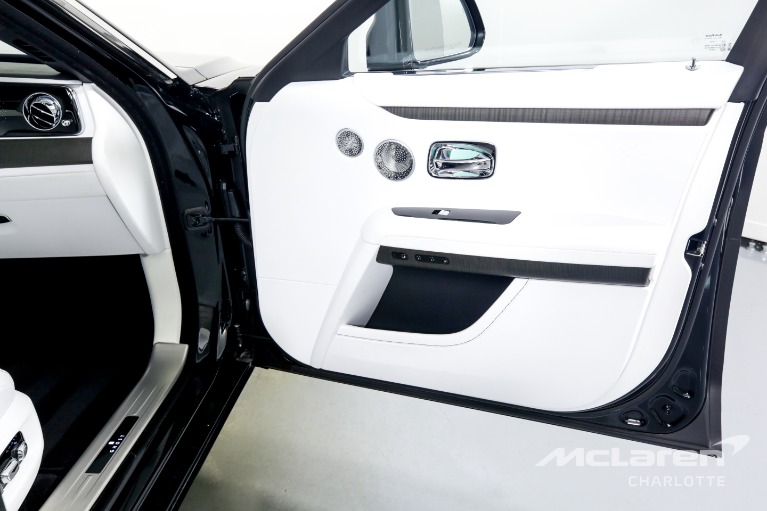 Used-2022-Rolls-Royce-Ghost