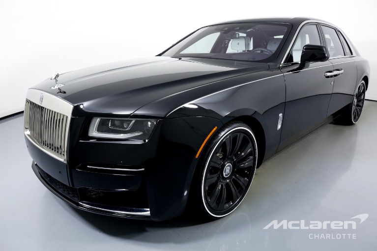 Used-2022-Rolls-Royce-Ghost
