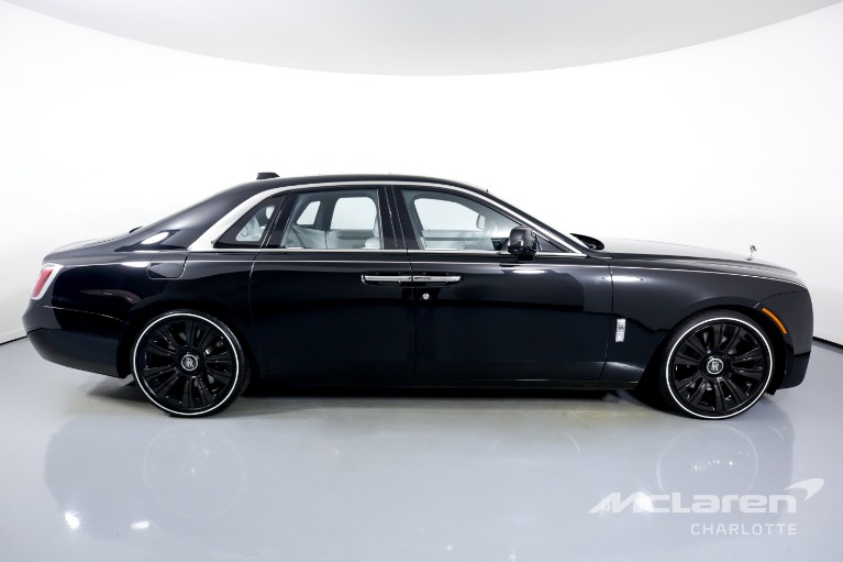 Used-2022-Rolls-Royce-Ghost