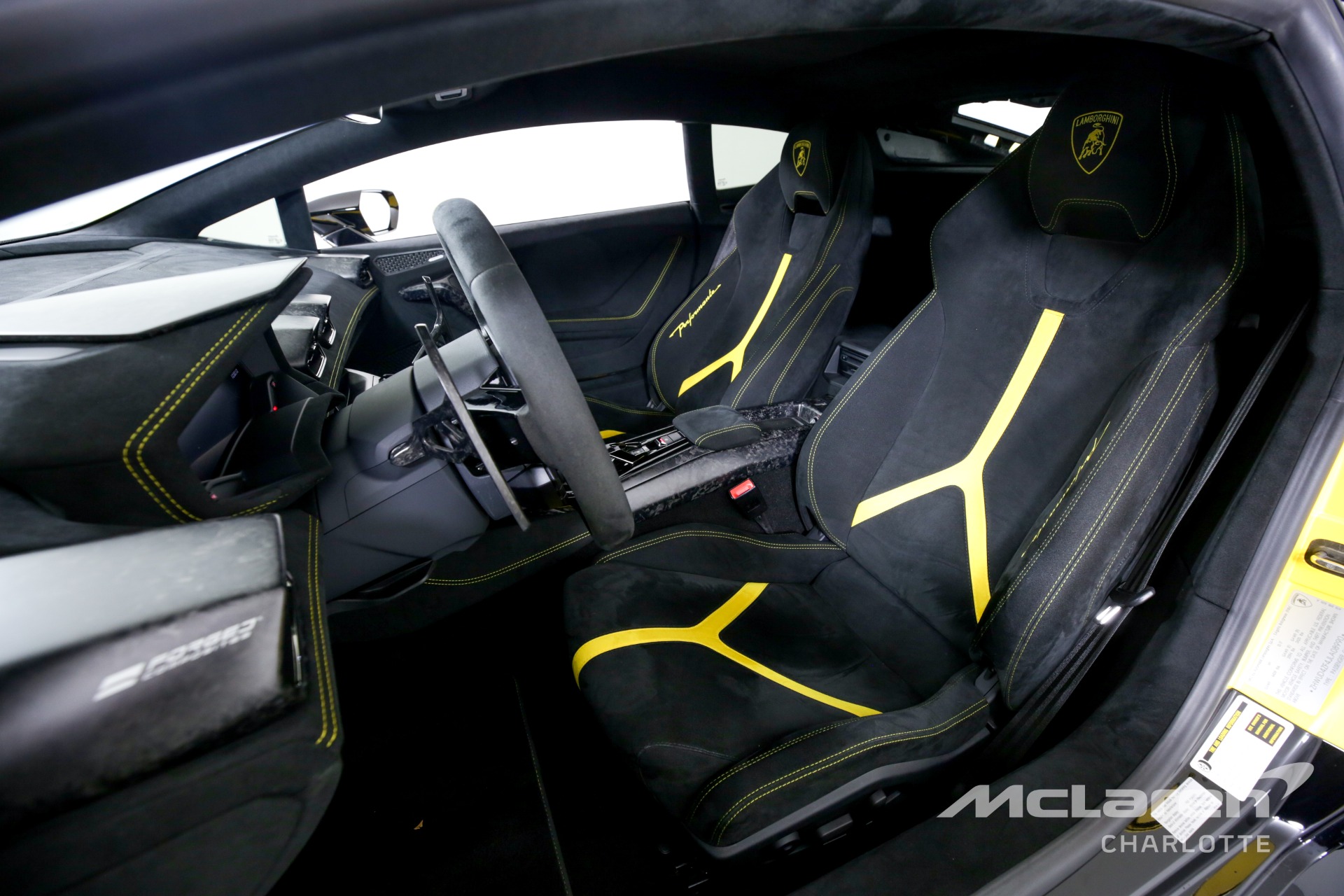 Used 2018 Lamborghini Huracan LP 640-4 Performante | Charlotte, NC