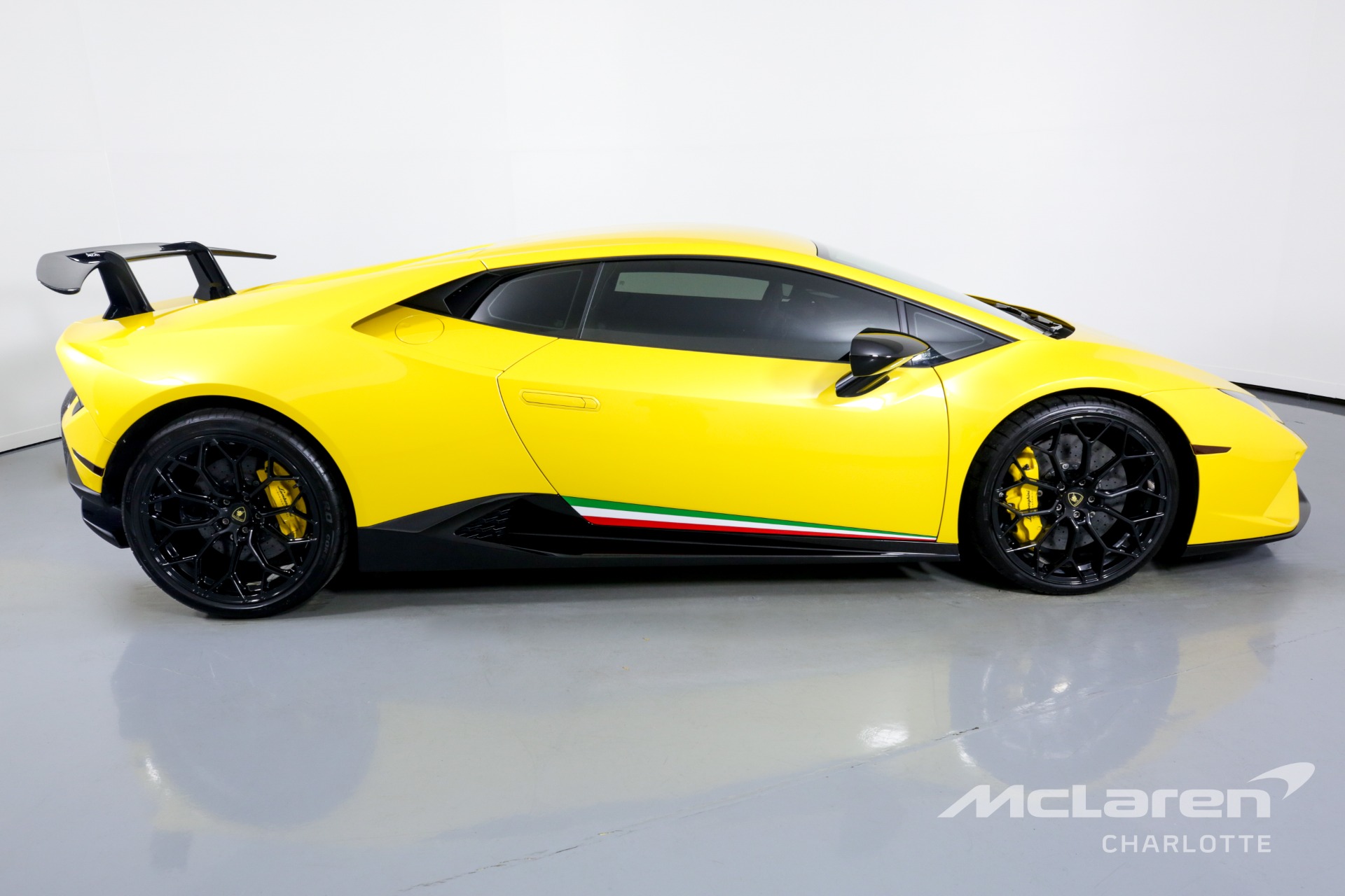 Used 2018 Lamborghini Huracan LP 640-4 Performante | Charlotte, NC