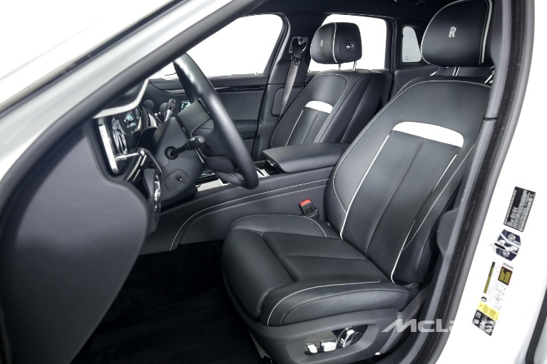Used-2021-Rolls-Royce-Ghost