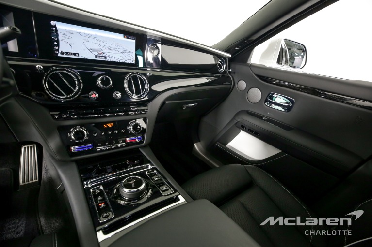 Used-2021-Rolls-Royce-Ghost