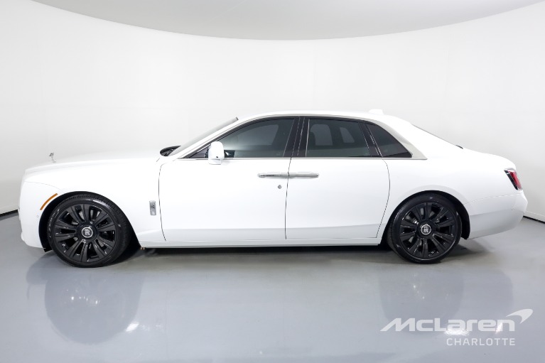 Used-2021-Rolls-Royce-Ghost