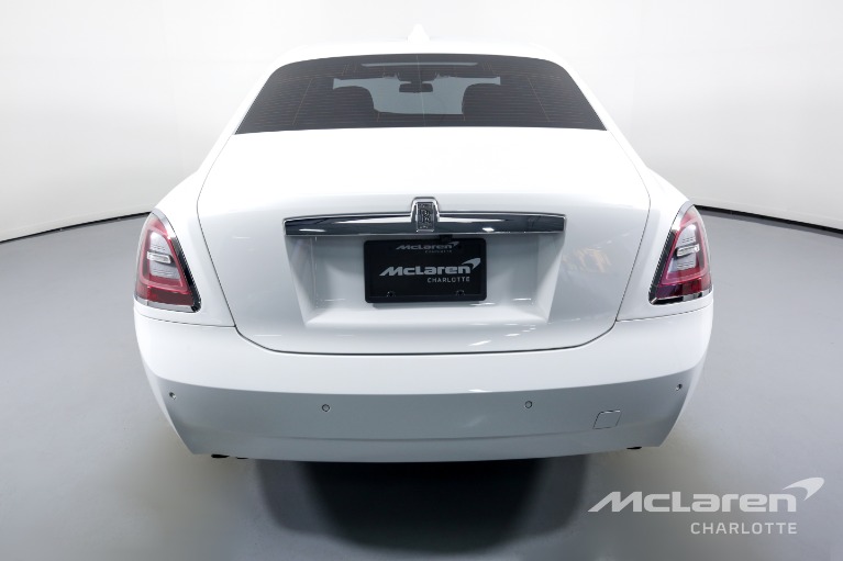 Used-2021-Rolls-Royce-Ghost