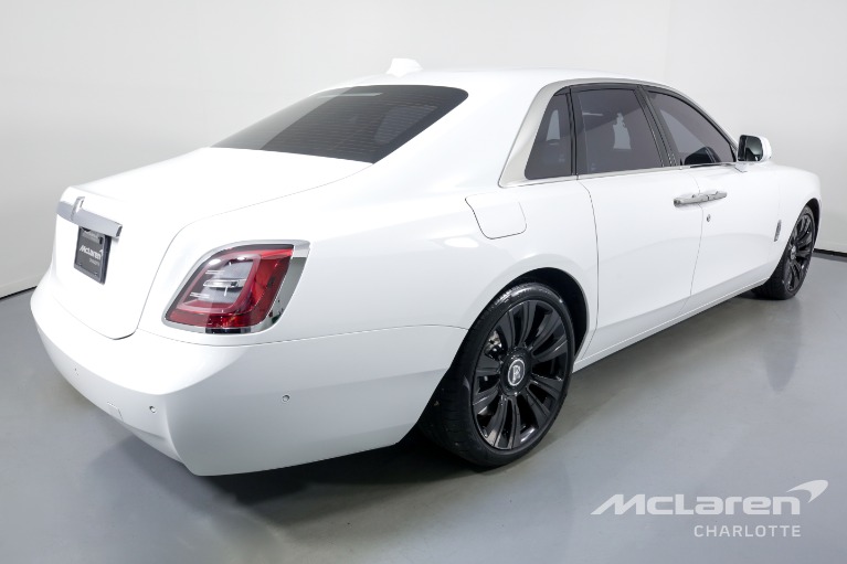 Used-2021-Rolls-Royce-Ghost