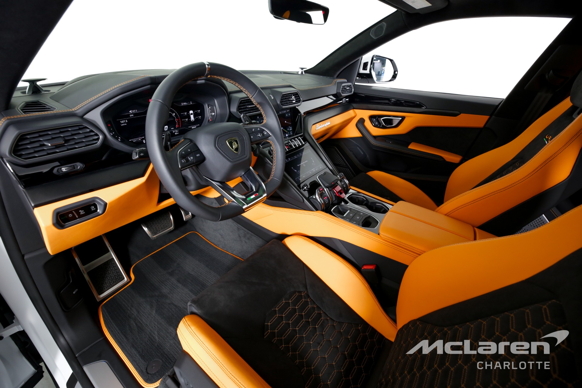 Used 2022 LAMBORGHINI URUS | Charlotte, NC
