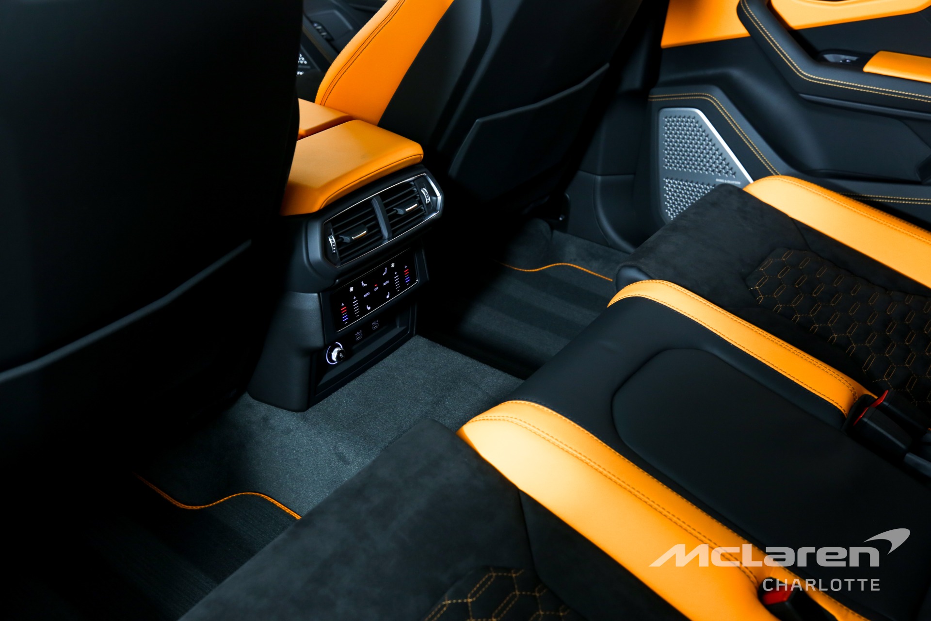 Used 2022 LAMBORGHINI URUS | Charlotte, NC