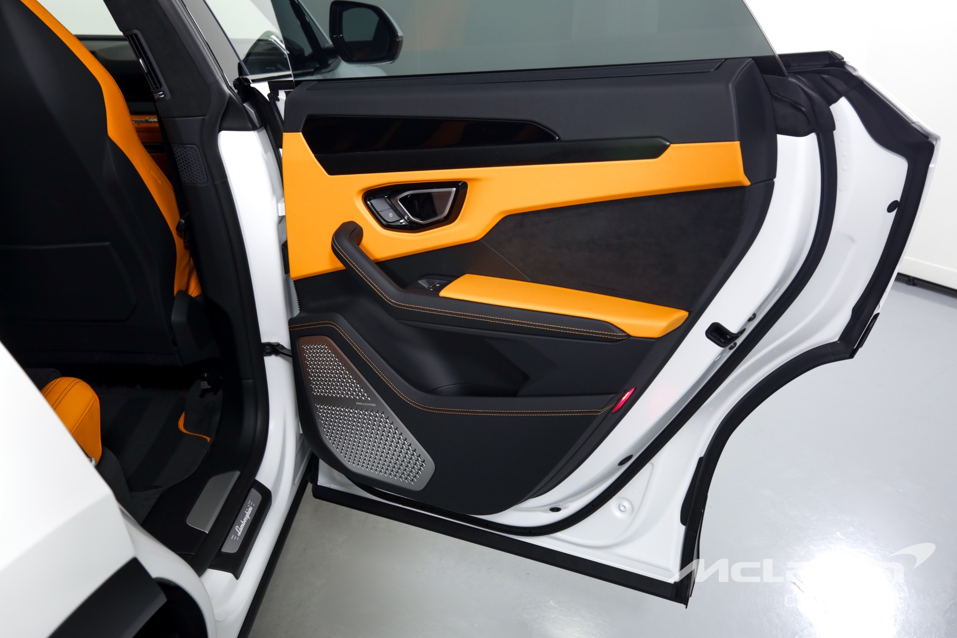 Used 2022 LAMBORGHINI URUS | Charlotte, NC