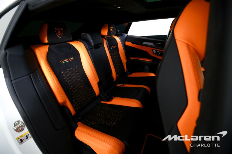 Used-2022-LAMBORGHINI-URUS