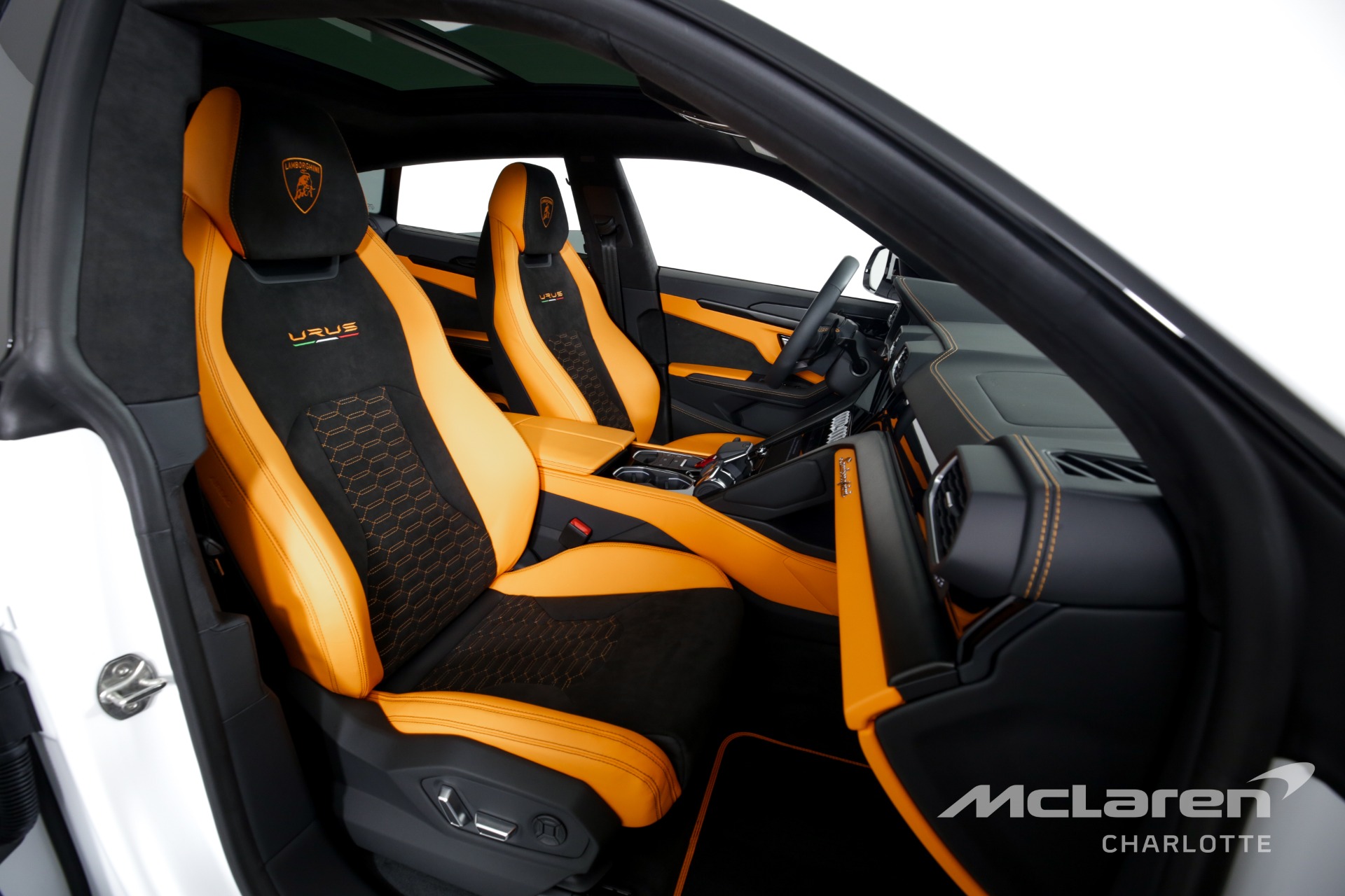 Used 2022 LAMBORGHINI URUS | Charlotte, NC