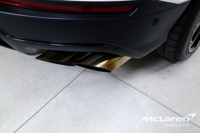 Used-2022-LAMBORGHINI-URUS