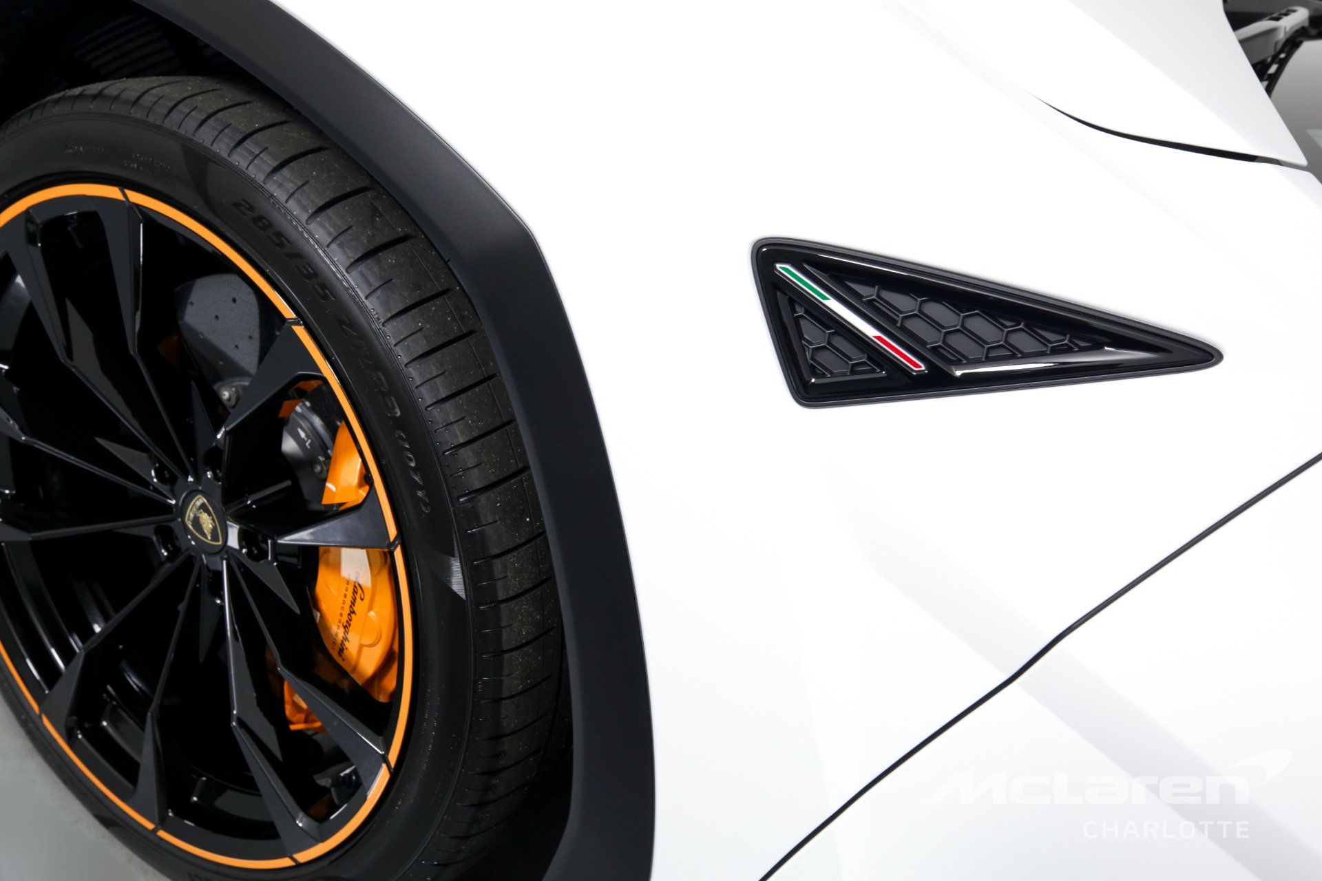 Used 2022 LAMBORGHINI URUS | Charlotte, NC