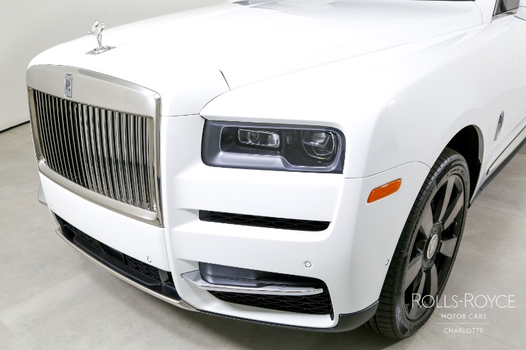 Used-2022-Rolls-Royce-CULLINAN