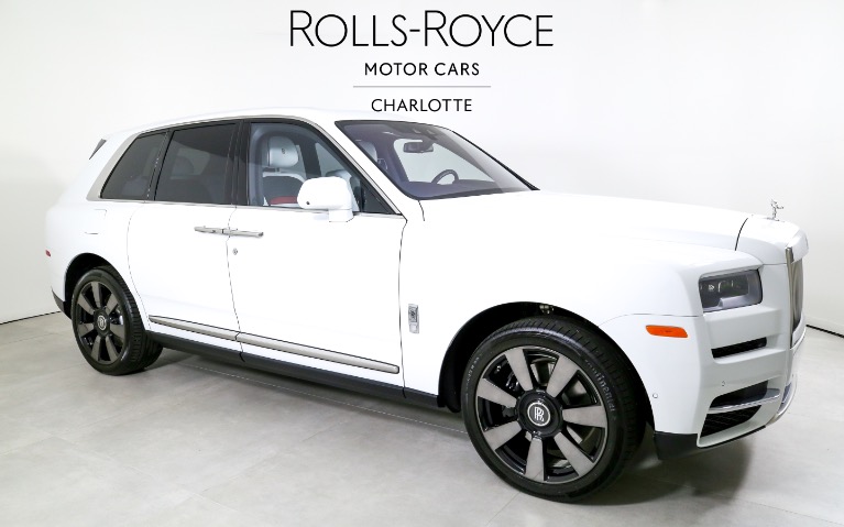 Used-2022-Rolls-Royce-CULLINAN