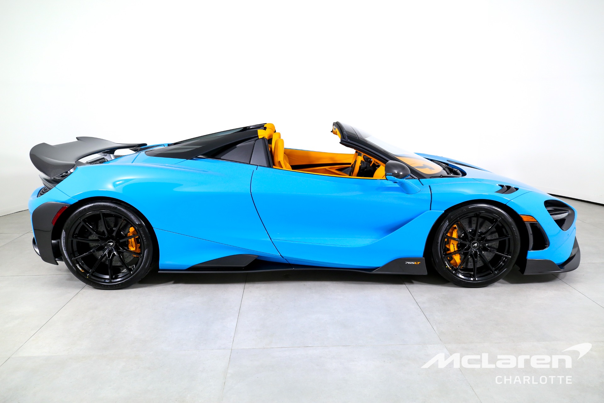 Used 2022 McLaren 765LT Spider | Charlotte, NC