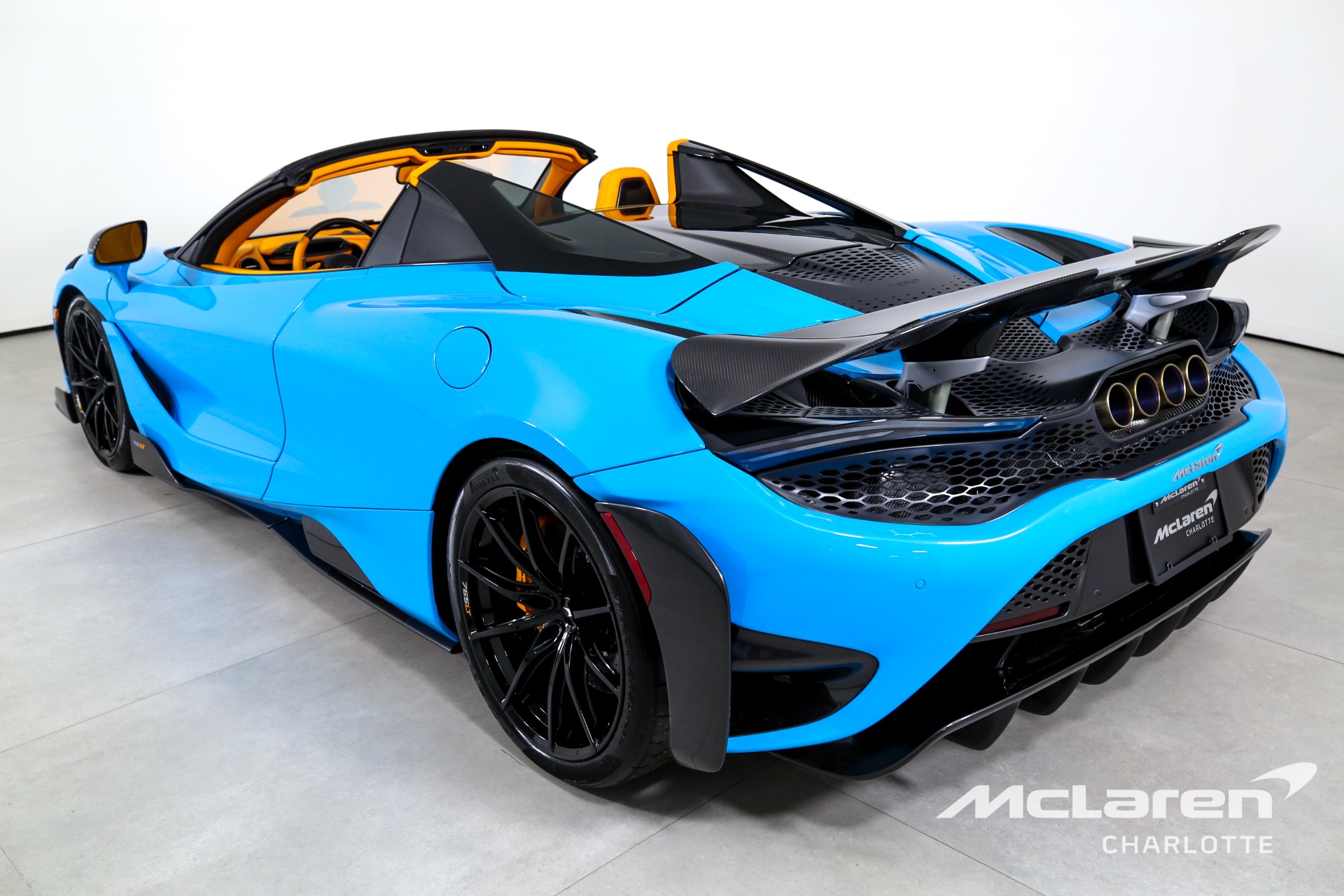Used 2022 McLaren 765LT Spider | Charlotte, NC