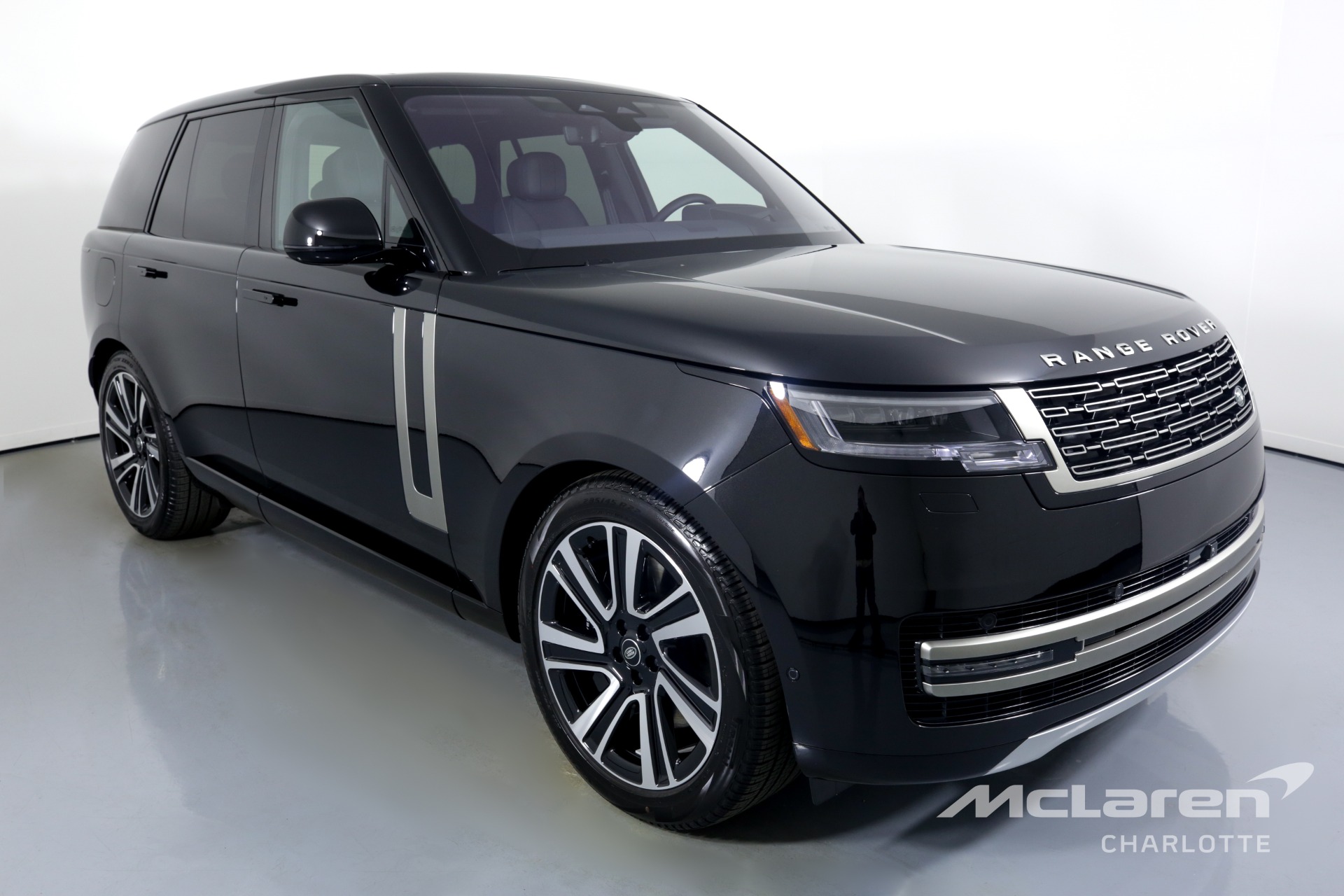 Used 2023 LAND ROVER RANGE ROVER P530 SE | Charlotte, NC