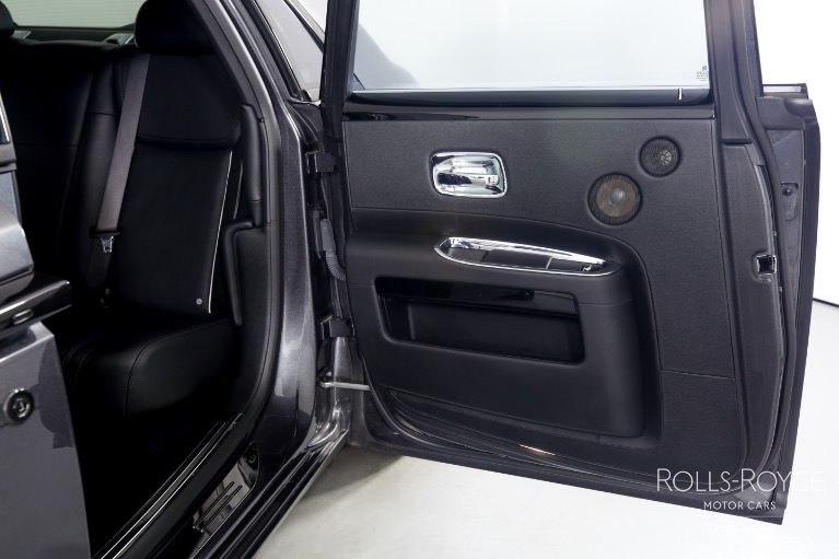 Used-2015-Rolls-Royce-Ghost