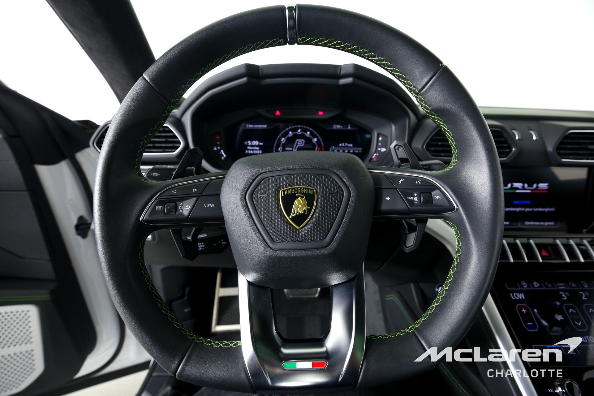 Used 2022 LAMBORGHINI URUS | Charlotte, NC
