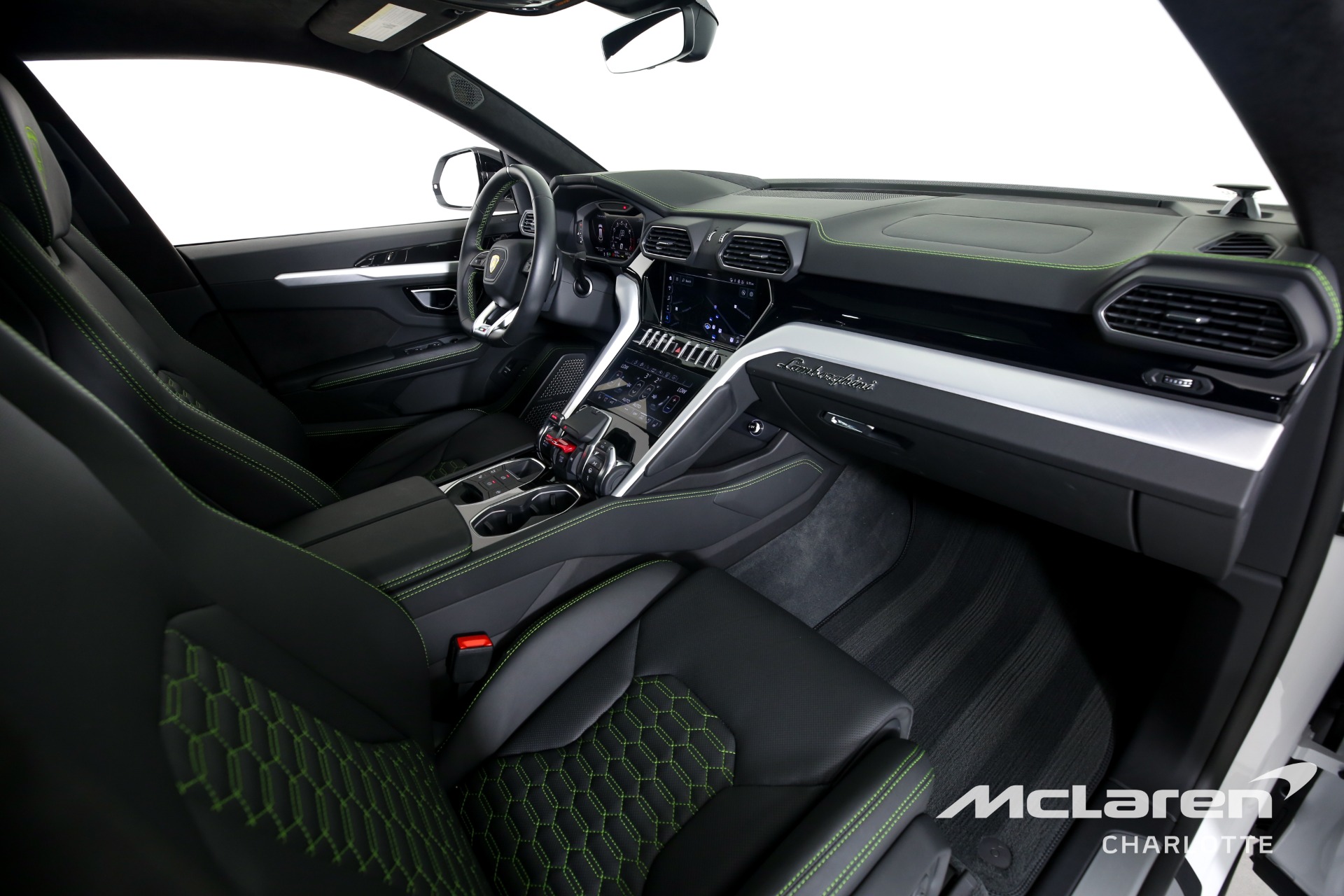 Used 2022 LAMBORGHINI URUS | Charlotte, NC