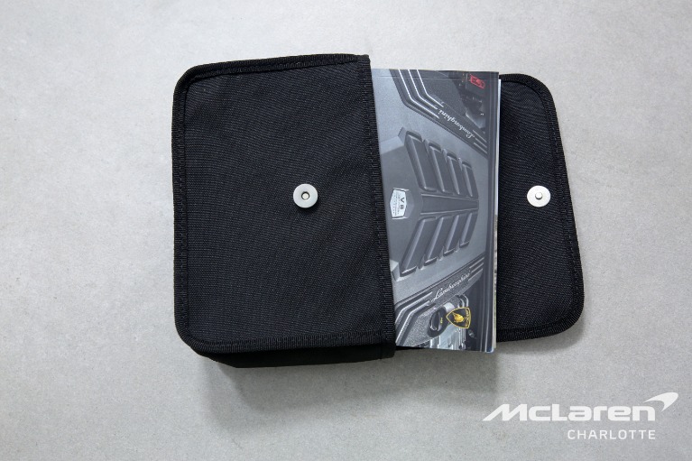 Used-2022-LAMBORGHINI-URUS