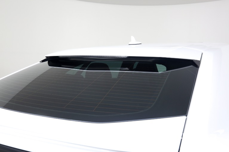 Used-2022-LAMBORGHINI-URUS