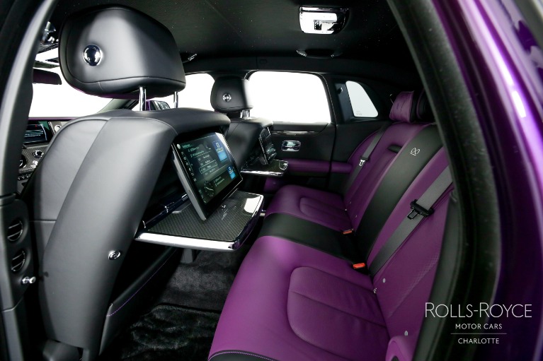 Used-2022-Rolls-Royce-Black-Badge-Ghost