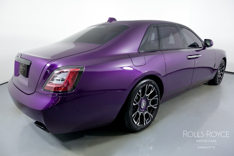 Used-2022-Rolls-Royce-Black-Badge-Ghost