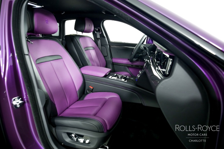 Used-2022-Rolls-Royce-Black-Badge-Ghost