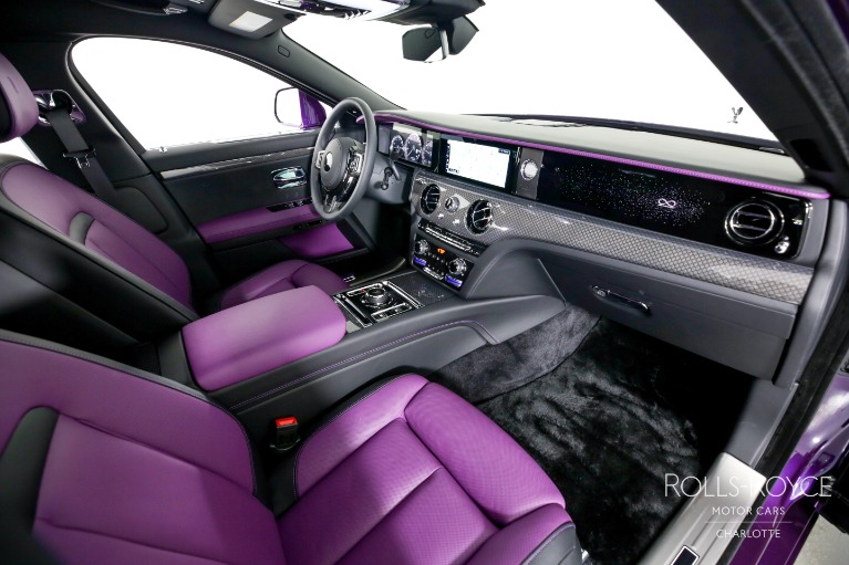Used-2022-Rolls-Royce-Black-Badge-Ghost