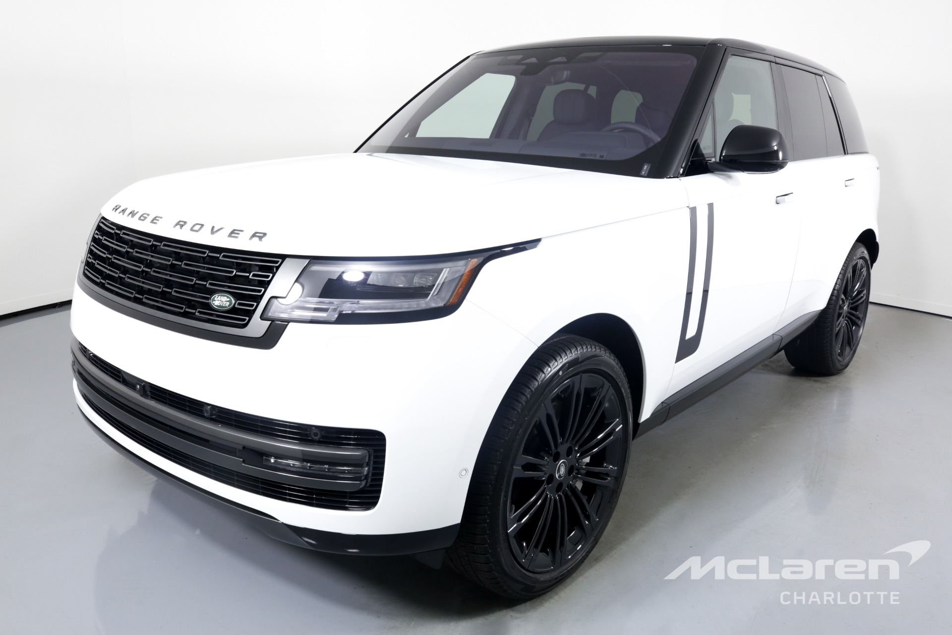 Used 2023 Land Rover Range Rover P530 SE | Charlotte, NC
