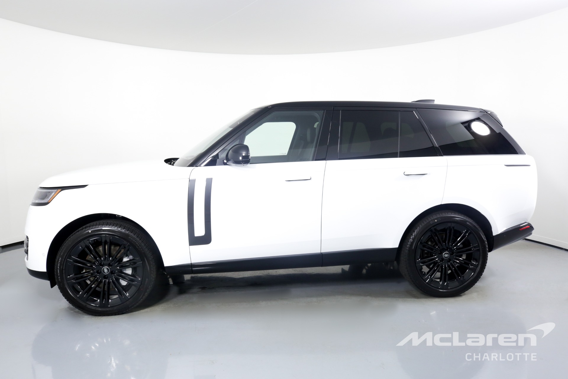 Used 2023 Land Rover Range Rover P530 SE | Charlotte, NC