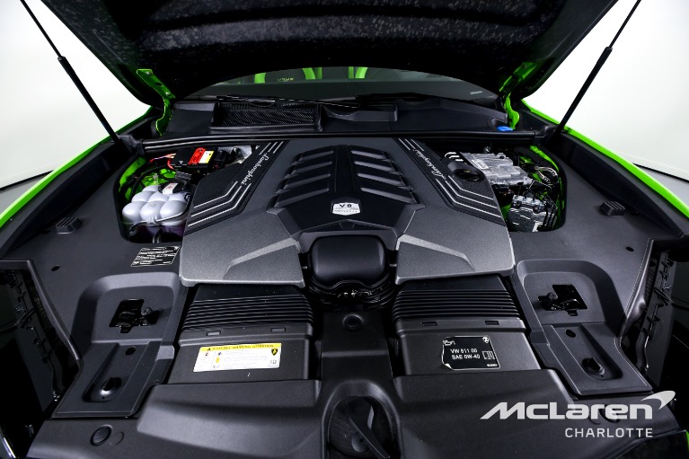 Used-2022-Lamborghini-Urus