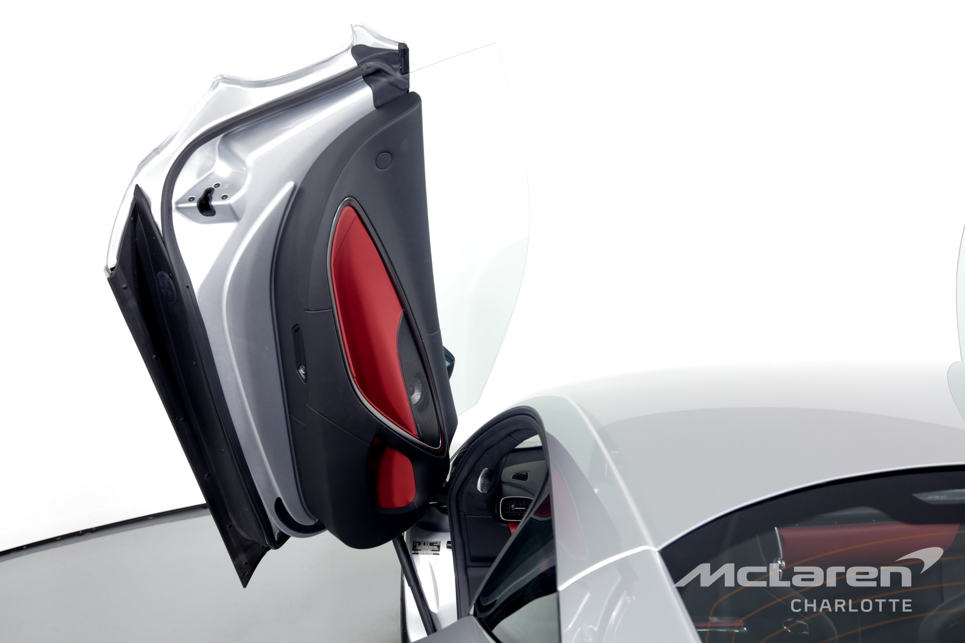 Used 2023 McLaren Artura | Charlotte, NC