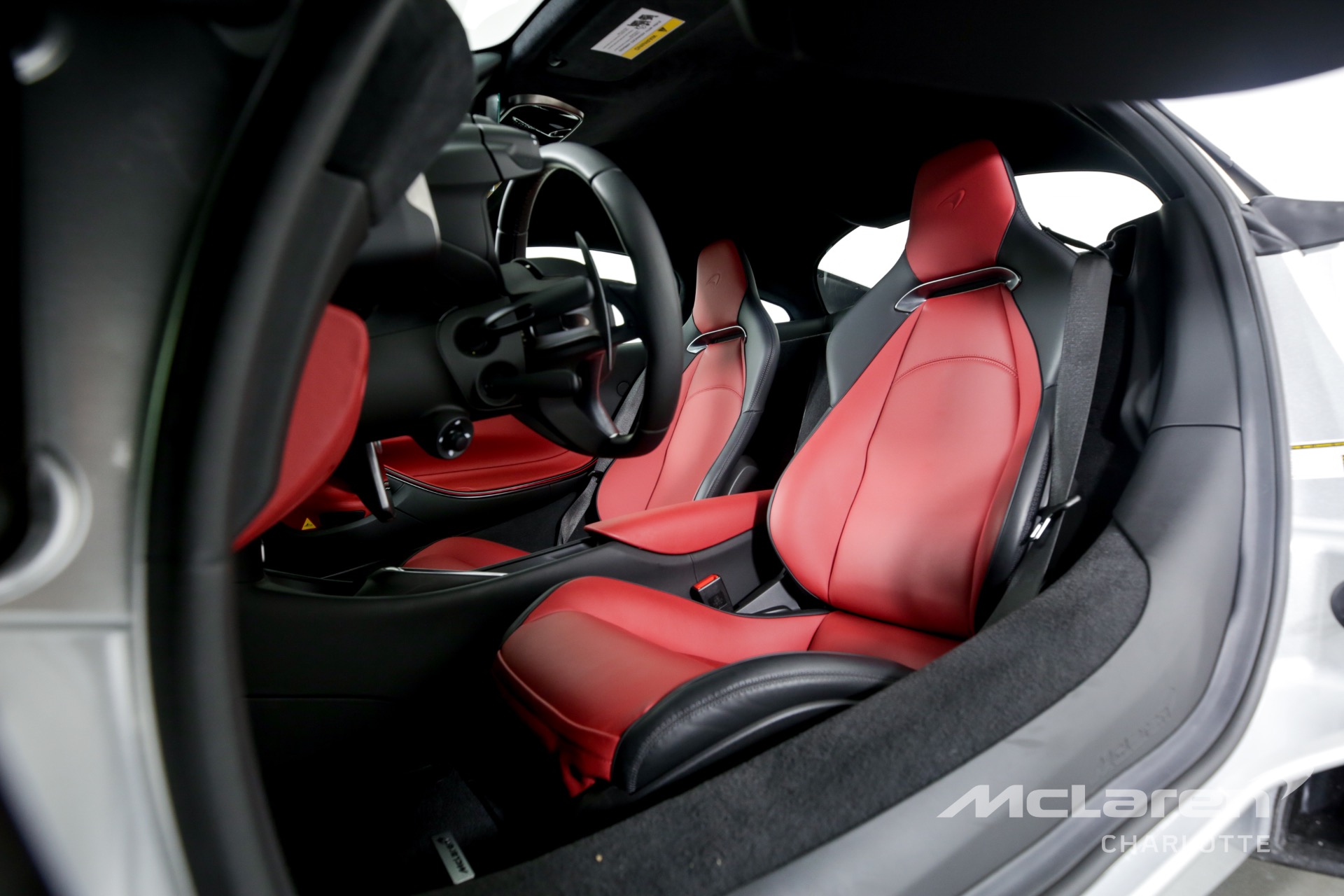 Used 2023 McLaren Artura | Charlotte, NC