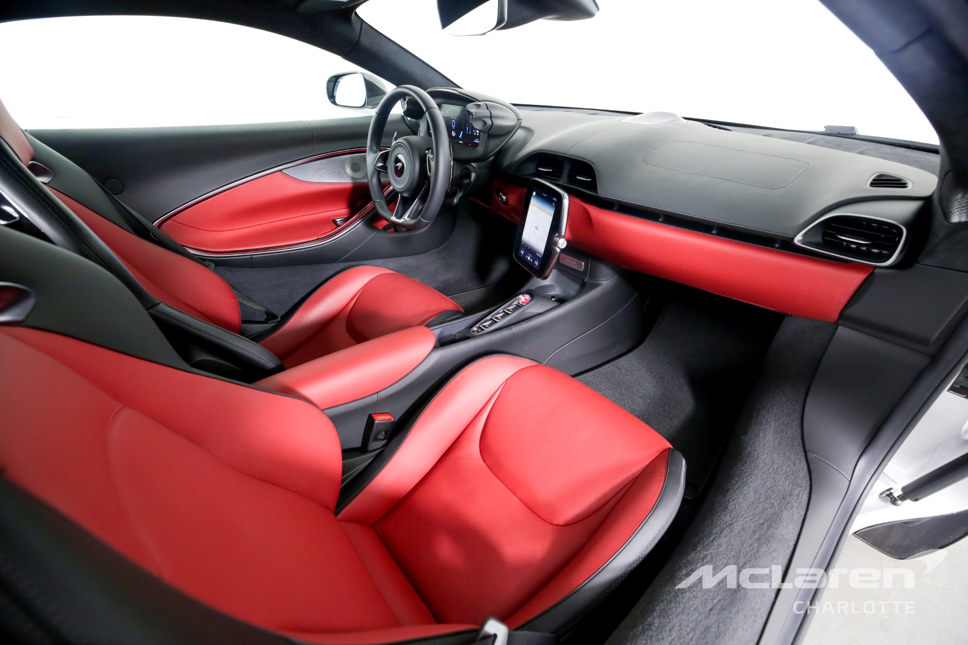 Used 2023 McLaren Artura | Charlotte, NC