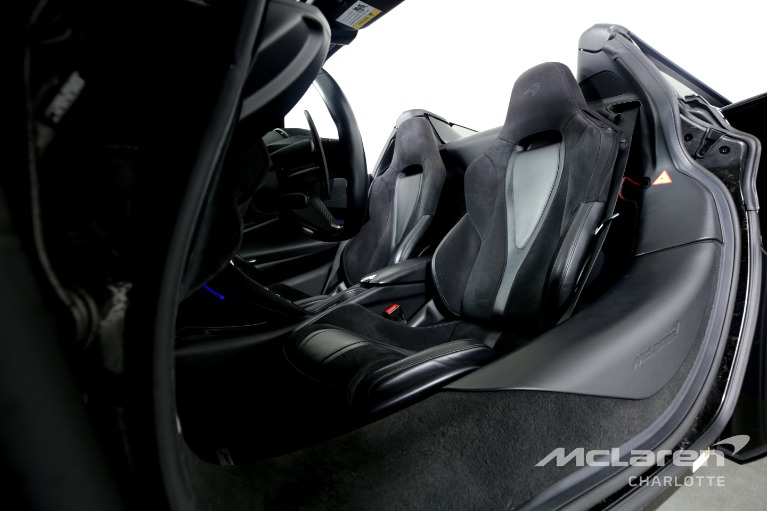 Used-2020-McLaren-720S-Spider-Performance