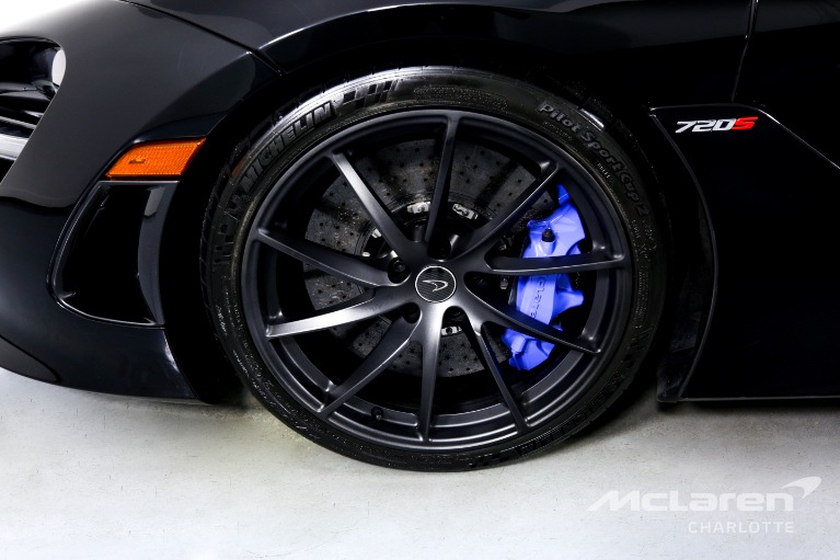 Used-2020-McLaren-720S-Spider-Performance