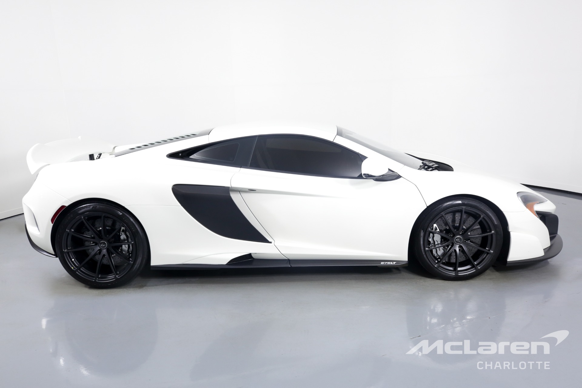Used 2016 McLaren 675LT | Charlotte, NC