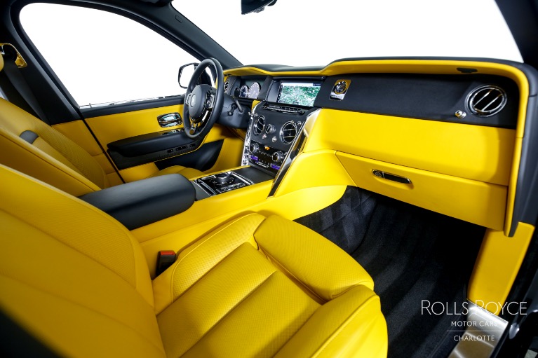 Used-2021-Rolls-Royce-Cullinan