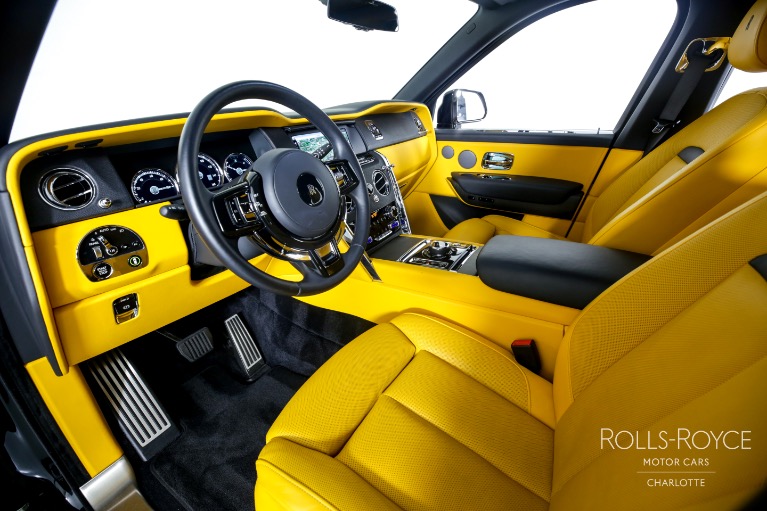 Used-2021-Rolls-Royce-Cullinan