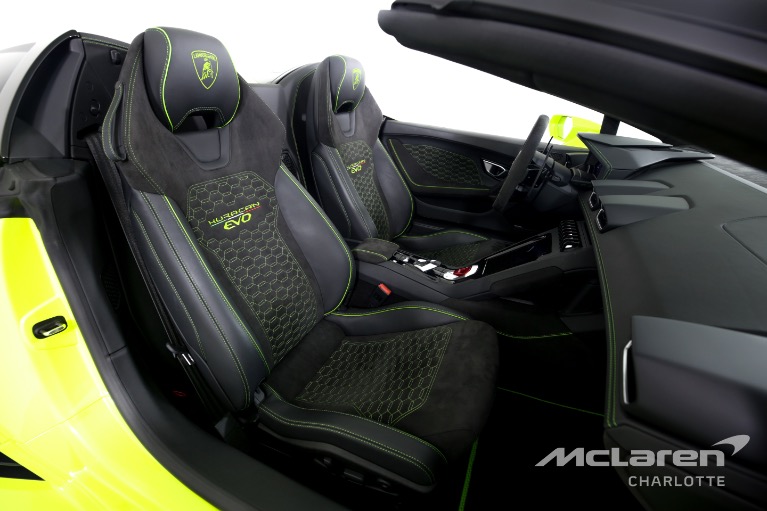Used-2022-Lamborghini-Huracan-LP-610-2-EVO-Spyder
