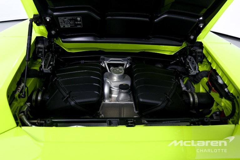 Used-2022-Lamborghini-Huracan-LP-610-2-EVO-Spyder