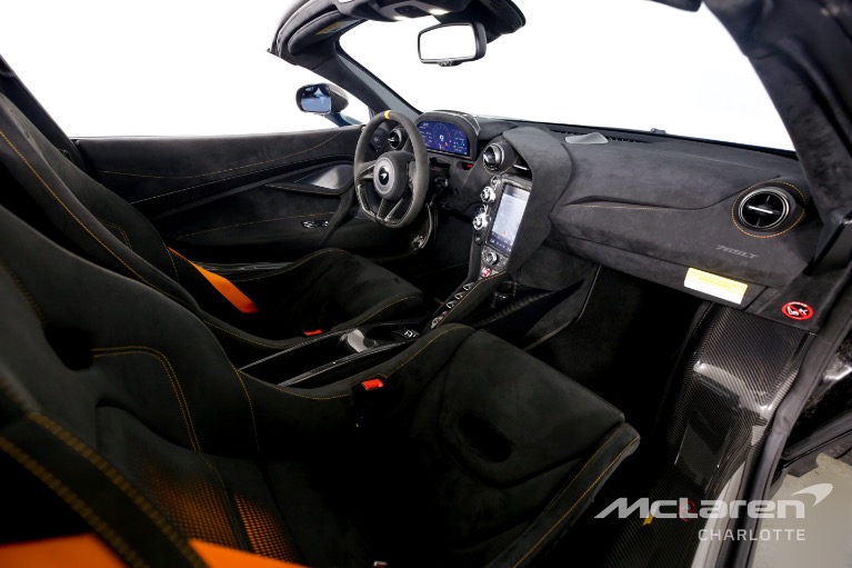 Used-2022-McLaren-765LT-Spider