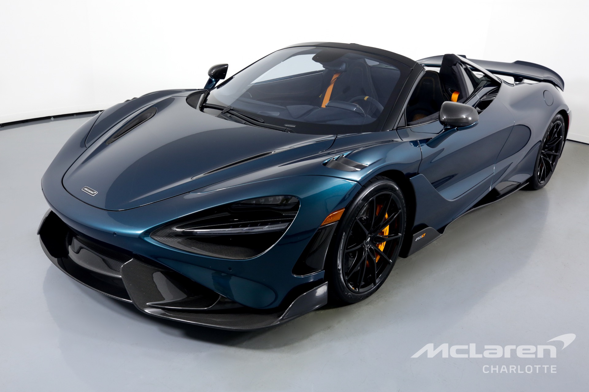 Used 2022 McLaren 765LT Spider | Charlotte, NC