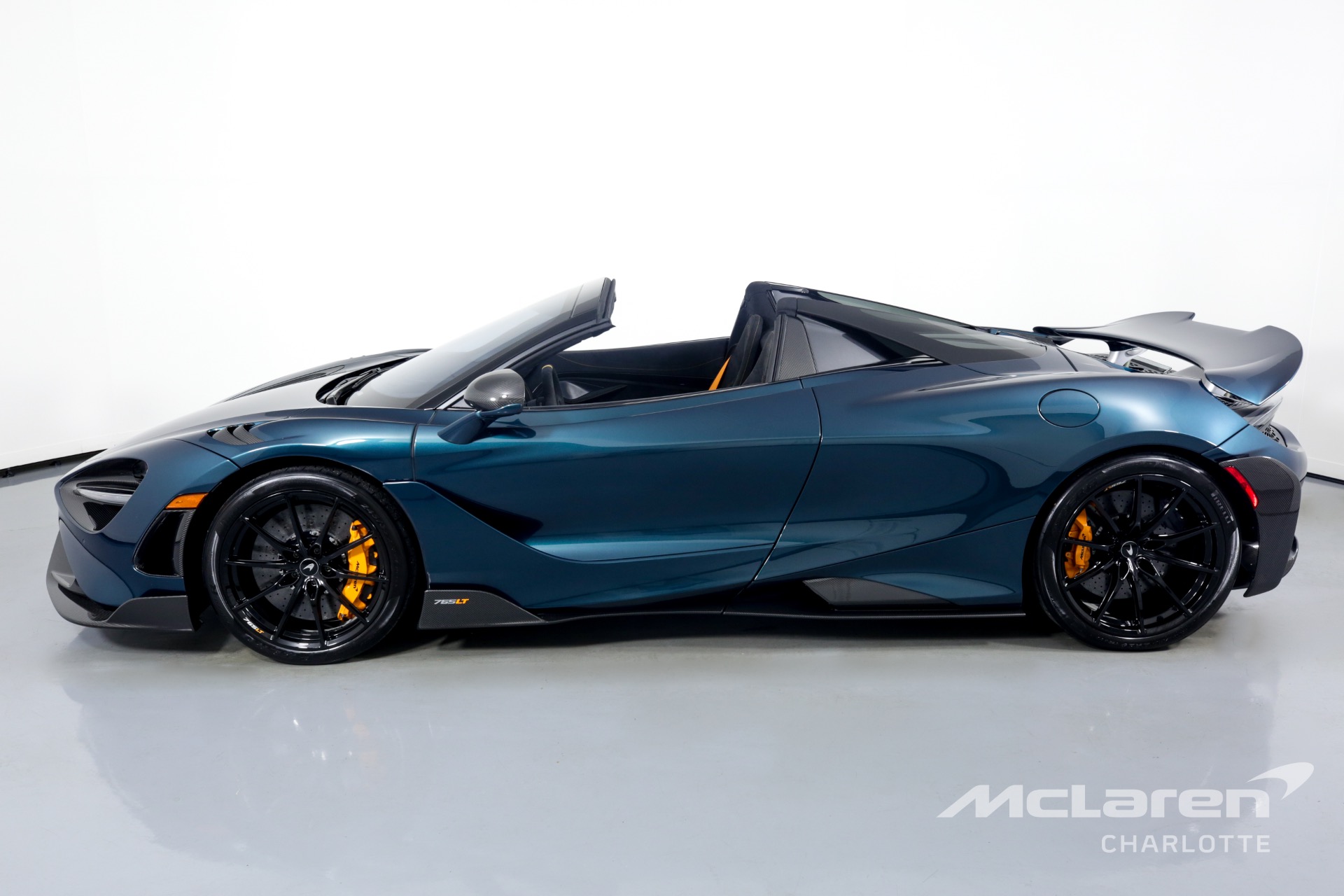 Used 2022 McLaren 765LT Spider | Charlotte, NC